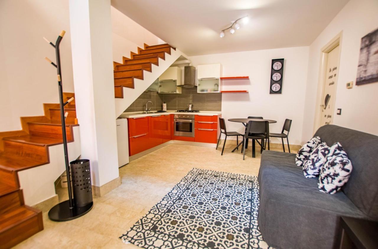 La Casa Di Lu Appartement *